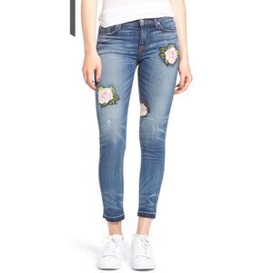 Hudson Nico Mid-Rise Super Skinny Release-Hem Jeans with Rose Embroidery Size 25